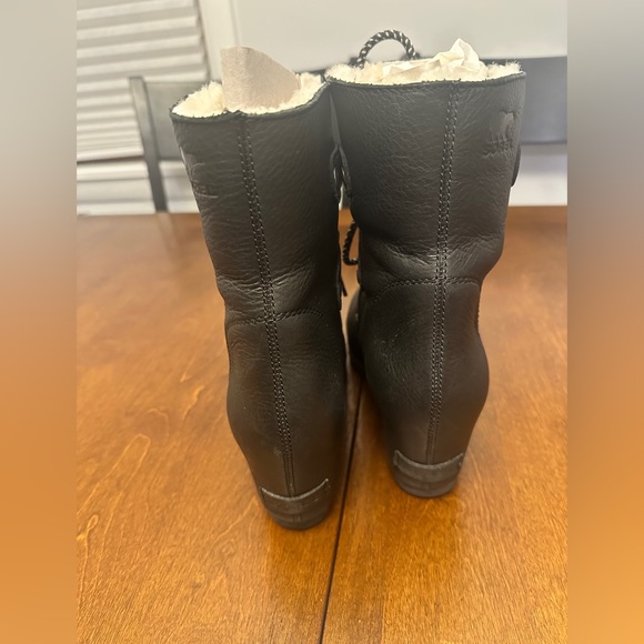Sorel Black and White Lace-Up Winter Boots - Joan of Arctic Wedge Mid Shearling - Picture 6 of 10
